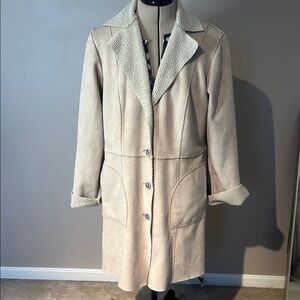 Cabi Cream jacket with Soft Fuzzy Texture